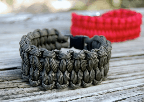 Step by Step Paracord Bracelet Tutorial | Blaze Bar Bracelet | Survival Life