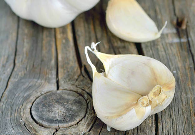 garlic for colds, how to get rid of cold fast, home remedies for nasal congestion, natural cold flu remedy for preppers, home remedies