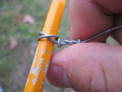 loop wire around pencil