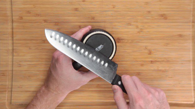 Learn How to Sharpen a Knife Without a Sharpener Coffee Mug