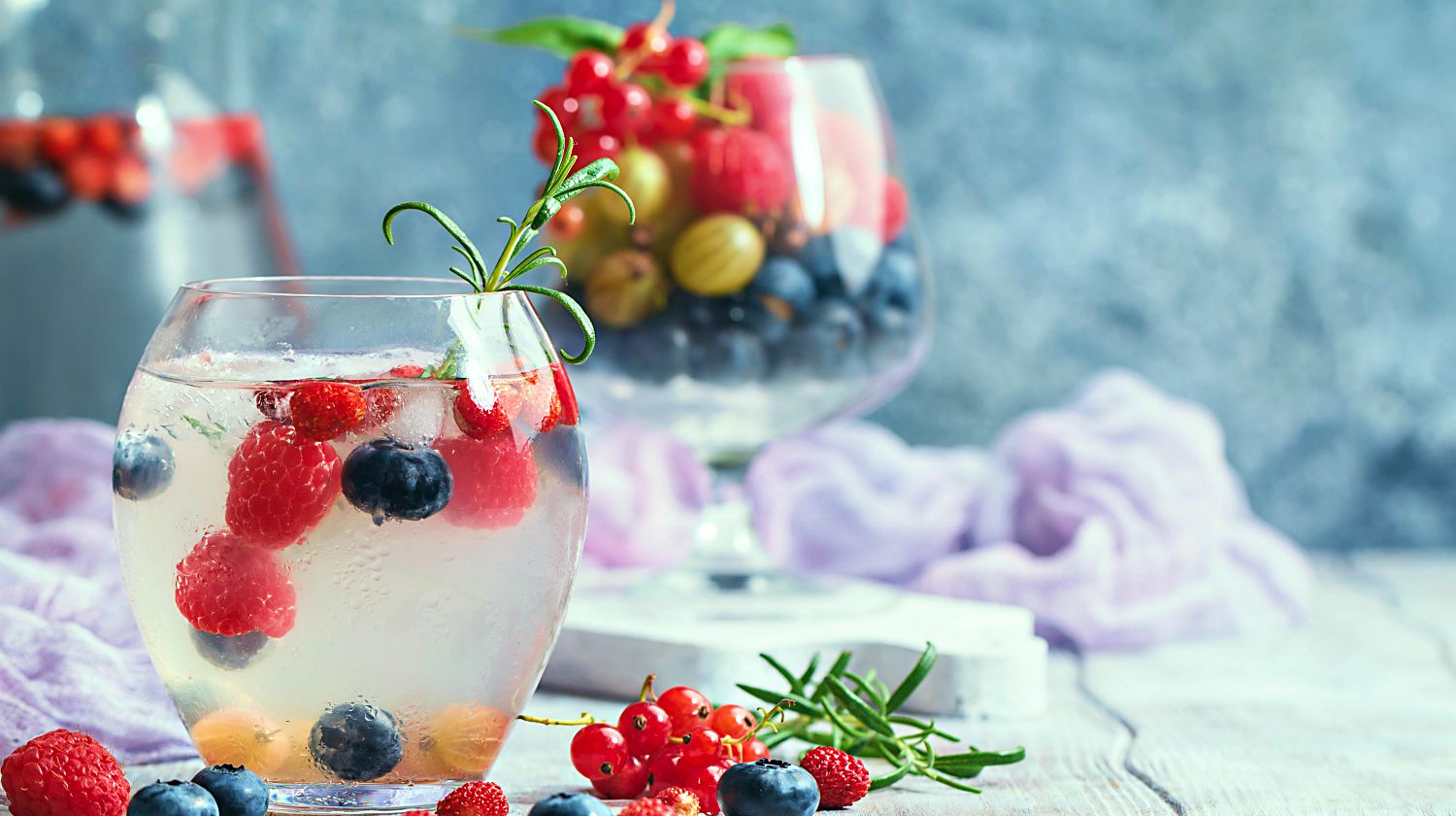 Refreshing summer homemade cocktail with berries | Camping Desserts and Cocktails… And We're Not Talking Molotov | Featured