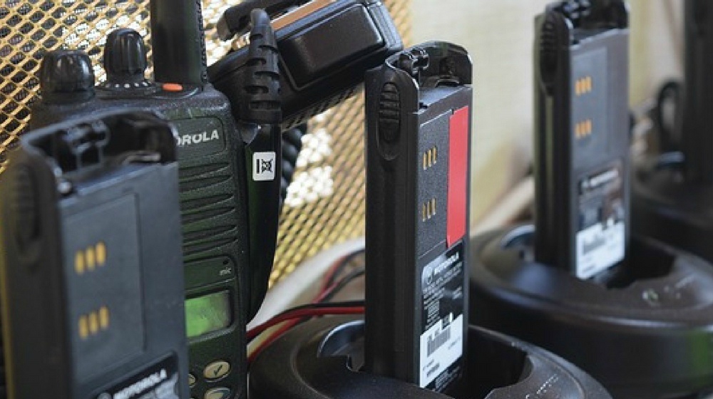 Feature | Walkie Talkie | Disaster Communication For Preppers | Preparedness | communication during emergency situations