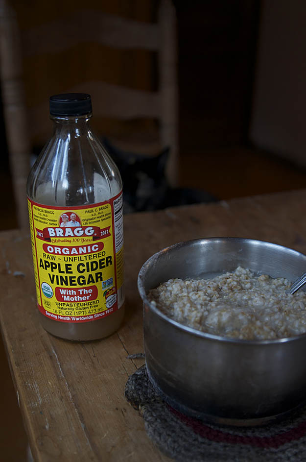 apple cider vinegar, off the grid, life hacks, home remedies