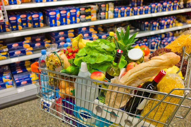 shopping-cart-transition-between-shelves-supermarket hurricane survival