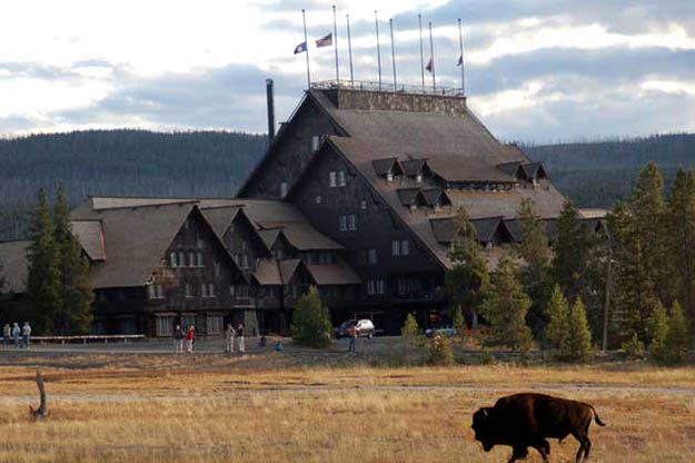 Here is a hotel just as grand as the Yellowstone Canyon and Old Faithful. Add it to your Yellowstone camping itinerary. Via swerdloff.us