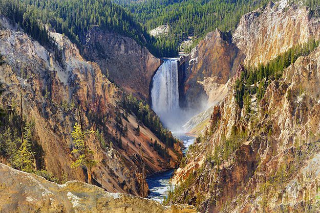 A Yellowstone camping expedition will show you how majestic and long the canyon is. Via miltonbellphotography.com