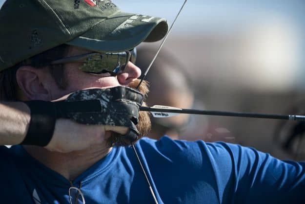 Bow Weapons: Pros and Cons | Which is Best: Bows or Guns