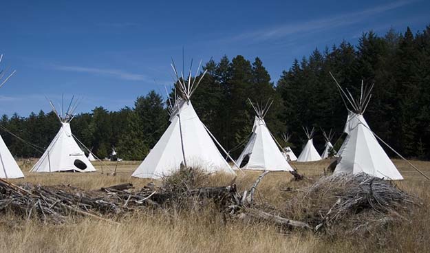 Teepees | Do You Know These 25 Native American Survival Skills?