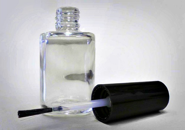 Clear Nail Polish | Ways to Remove a Splinter