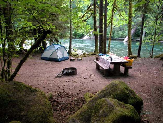 Paradise in Oregon - Blue River | Best Campgrounds in Oregon