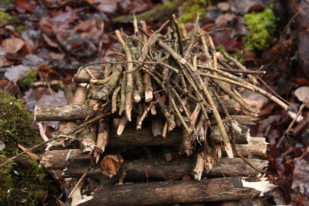 how-to-build-a-pyramid-fire-survival-life-family-survival-headlines