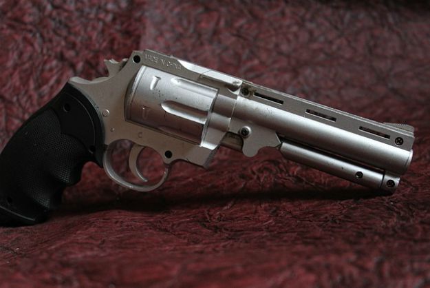 Issues and Drawbacks | Revolvers for Survival | The Best Guns That Have Stood The Test Of Time