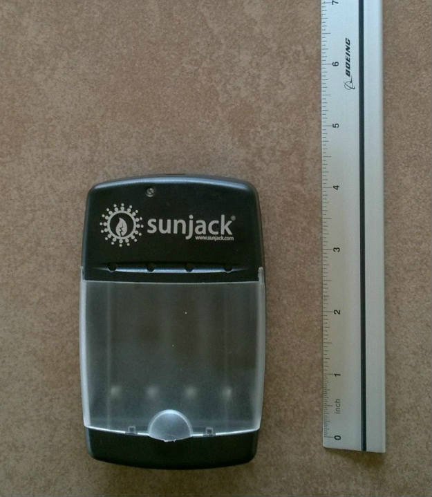 Sunjack 14W Portable Solar Charger Review | Solar Power On The Go