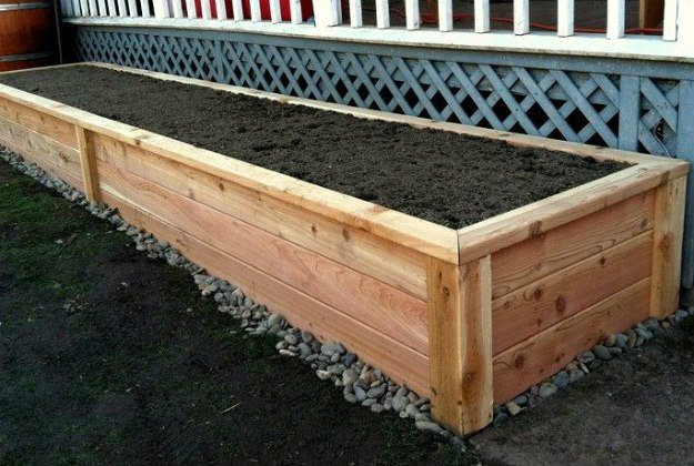raised bed | Pallet Gardening - 2 Great Layouts For Your Garden