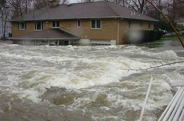 Getting through Floods | Disaster Survival Skills: Getting Ready for the Worst