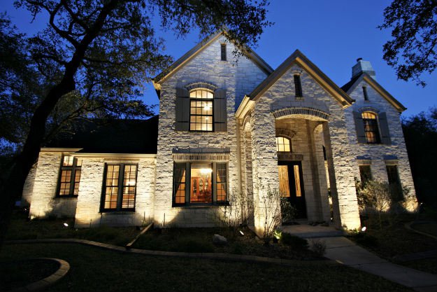 outdoor night home lighting 7 Simple Home Security System Hacks To Save You Time And Money
