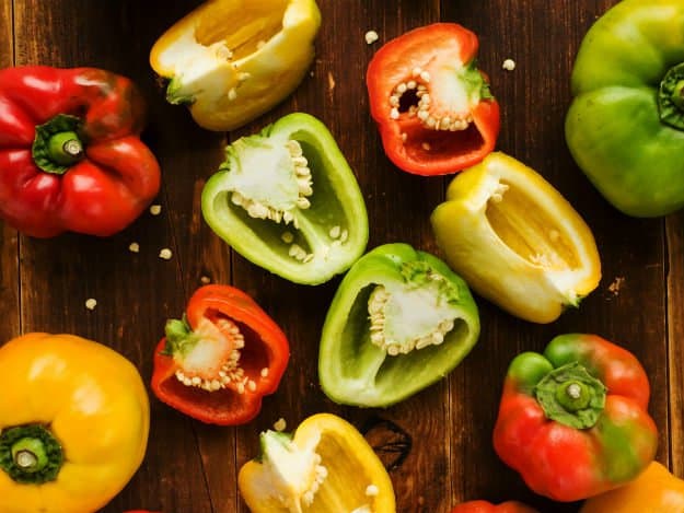 Easy To Grow Vegetables For Beginner Gardeners | Useful Survival Skills bell peppers