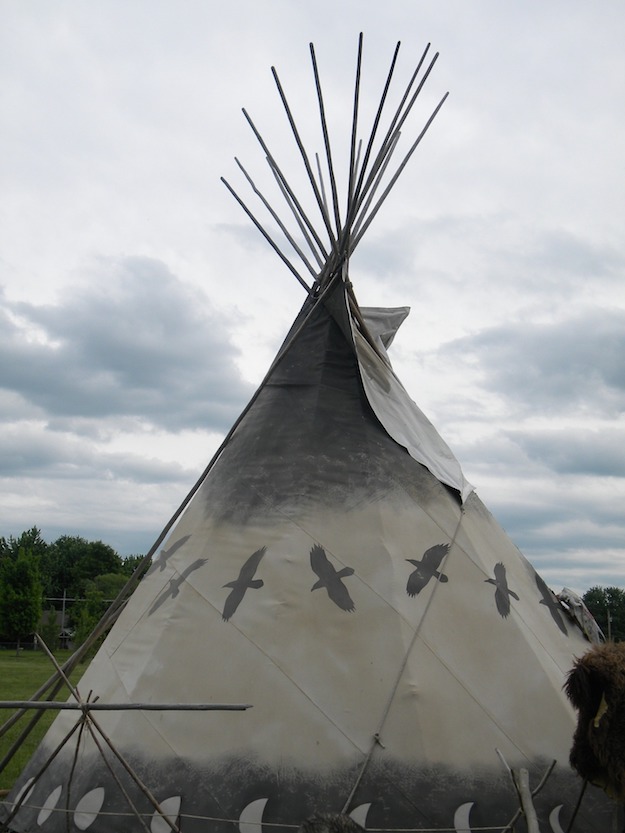 Be Resourceful | Native American Survival | What You Can Learn From These Experts