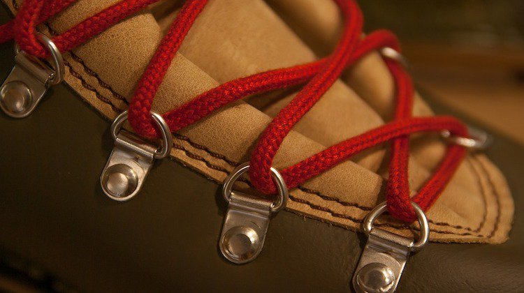12 Unique Ways Shoelaces Could Save Your Life | Survival Life