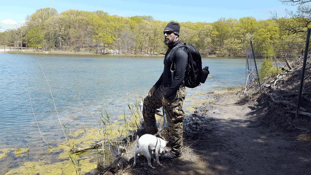 10 Must Have Items You Need When Hiking With Your Dog d-ring