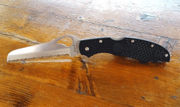 First-Aid | 10 Top Reasons To Keep A Pocket Knife In Your EDC