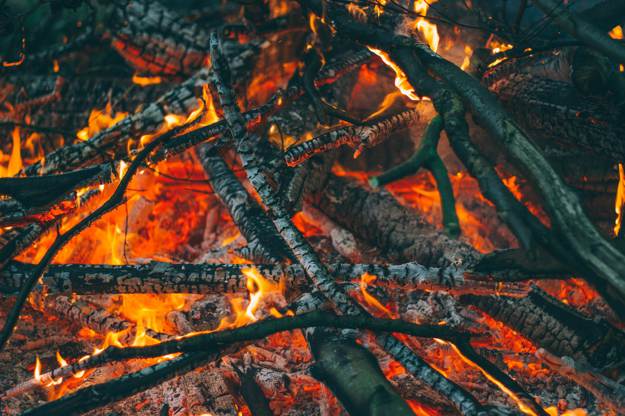Start Your Fire | How To Start A Fire In Wet Conditions