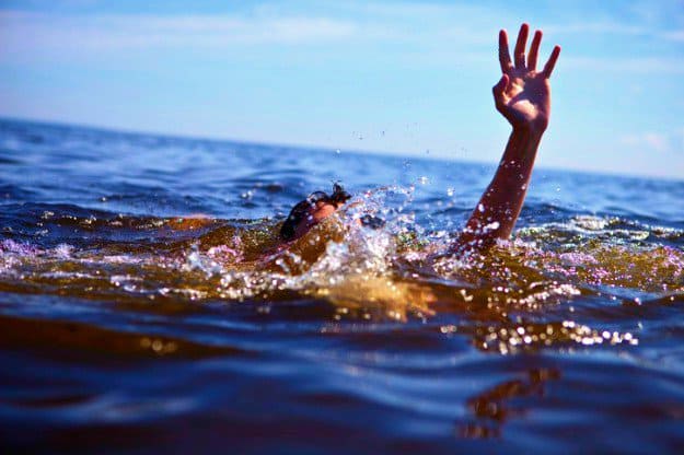 Drowning | Outdoor Survival Tips | Odd Ways People Die So You Don't Have To