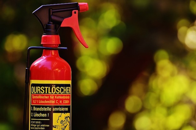 Before Using a Fire Extinguisher | Fire Survival Tips | How To Properly Use A Fire Extinguisher | fire extinguisher types