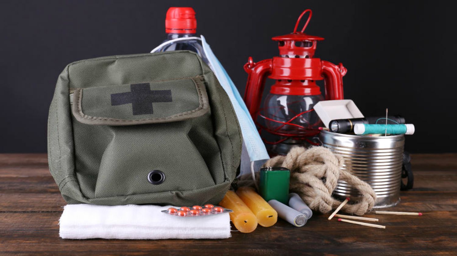 Feature | Survival kit bag | Building A Bug Out Bag