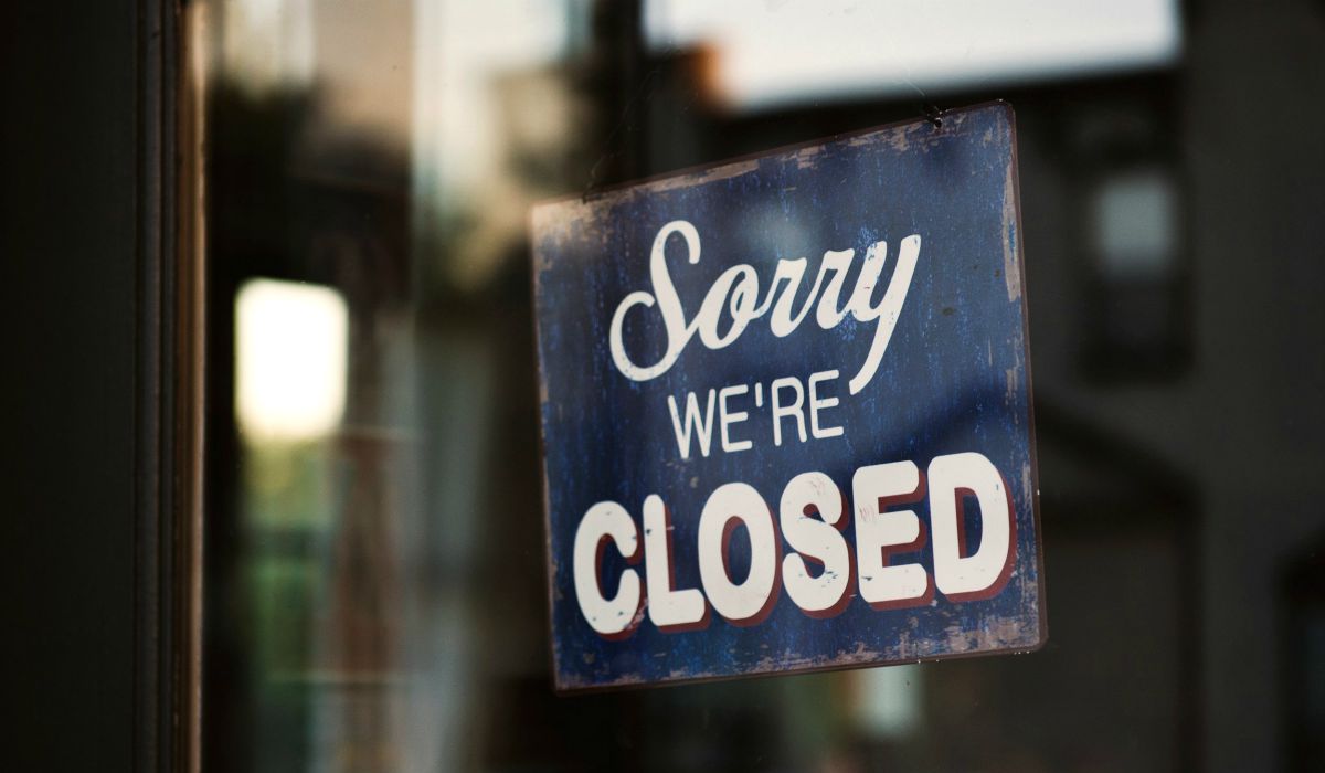 Sorry we're closed sign | Tips For Sheltering In Place