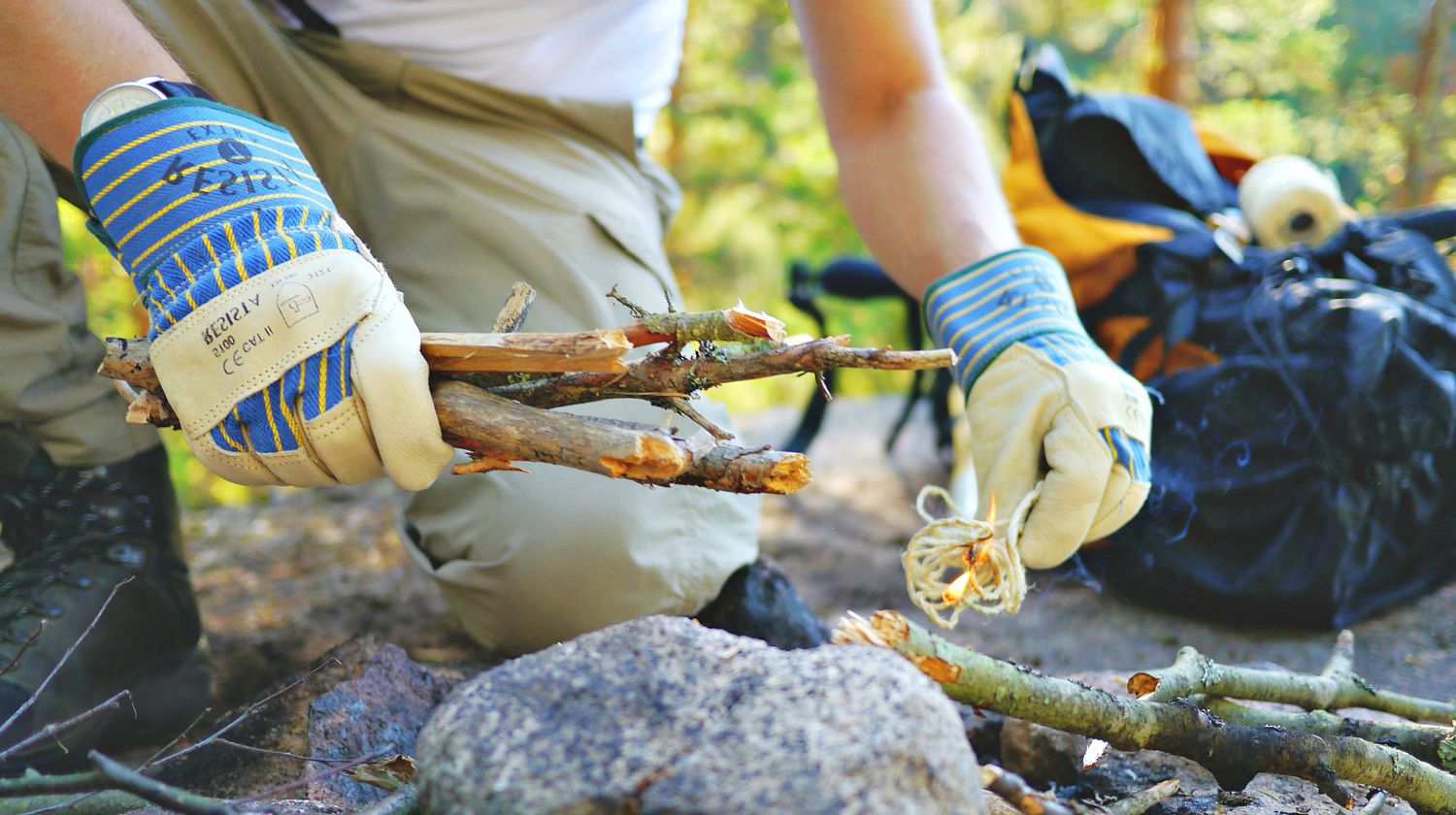 Feature | Campfire camping outddoor | Self-Sufficiency Skills Every Prepper Should Learn