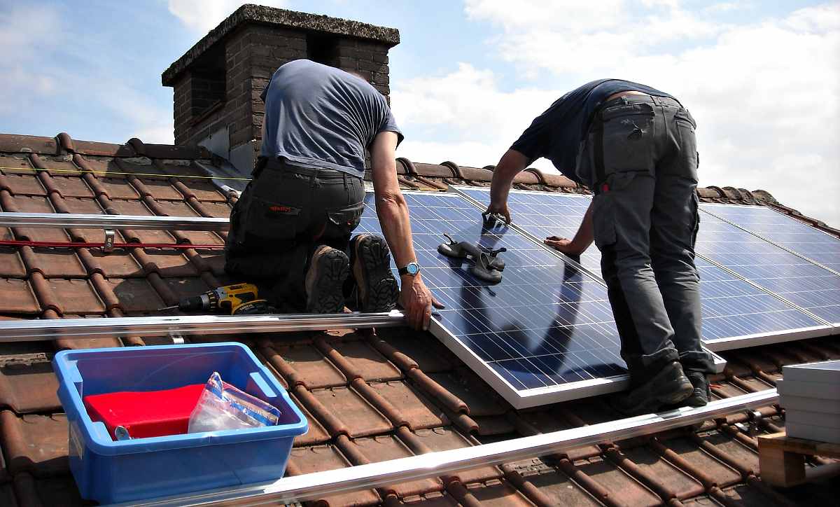 Installing solar panel | Off-Grid Solar Survival: Top Things To Consider Before Diving In 