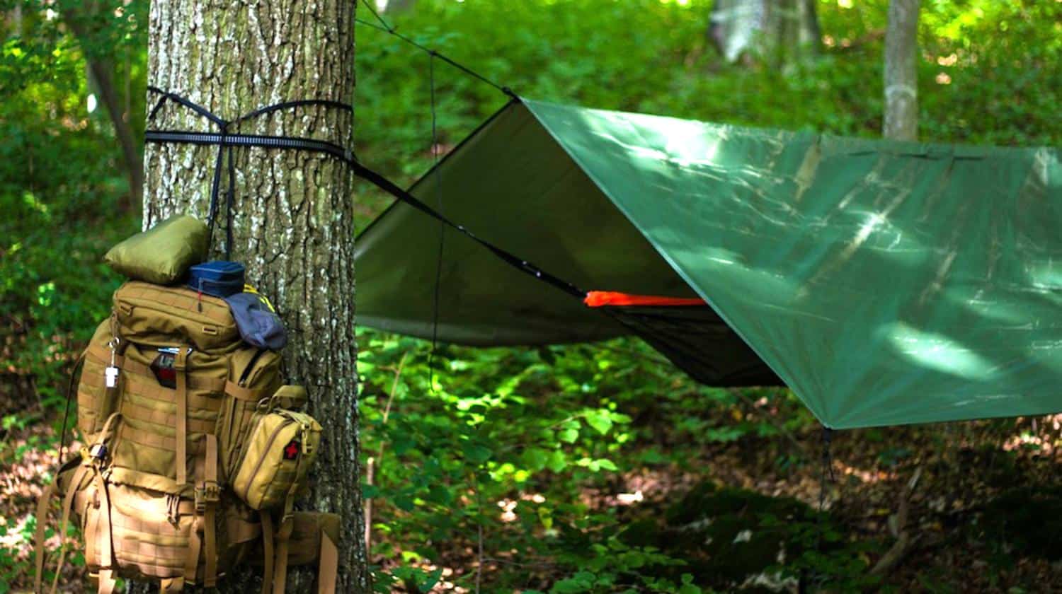 Outdoor hammock bushcraft | How To Build An Overnight Bushcraft Camp | Featured