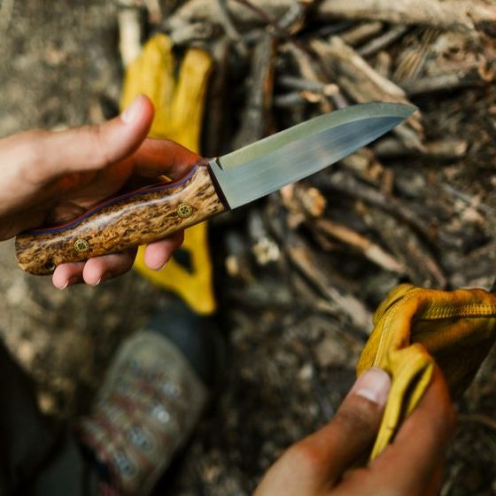 camping knife buhcraft survival survival knife brands | Featured Image