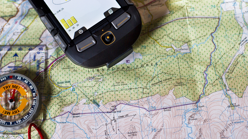 Feature | Compass vs. GPS: Which is Right for You?