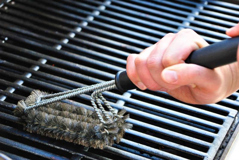 Cleaning-Grill-Summer-Barbecue-Party-Grill tools