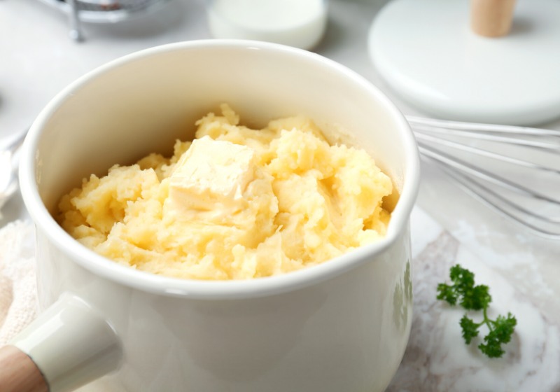 saucepan tasty mashed potato on table | instant mashed potatoes recipe