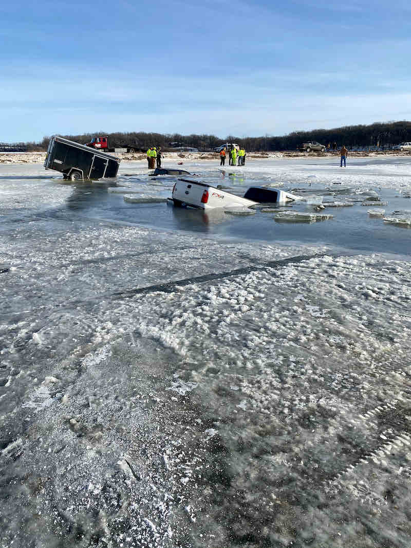 Trucks and trailers that fell through the ice on Lake Shetek in southern Minnesota | ice fishing urban dictionary
