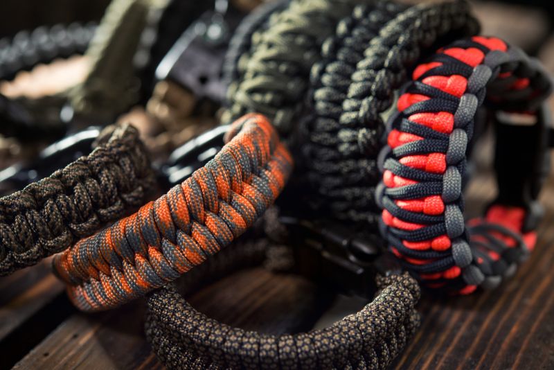 bracelets-made-rope-braided-paracord | paracord knots