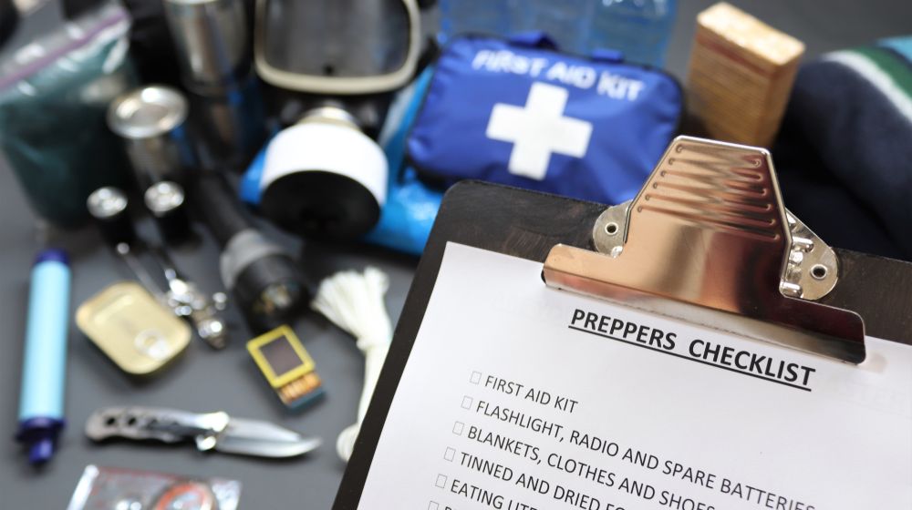 clipboard-checklist-know-preparing-natural-disasterseconomic Different Prepper Types And Shelter | Featured
