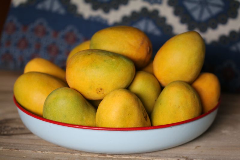 Mangos | Storing food