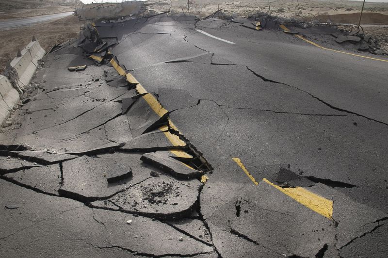 cracked-asphalt-after-earthquake haiti earthquake