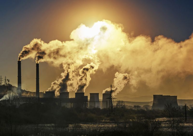 factory-pipe-polluting-air-smoke-chimneys global warming