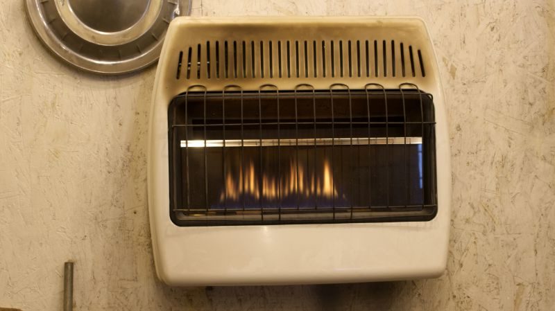 Ventfree propane heater action | How to keep warm without power