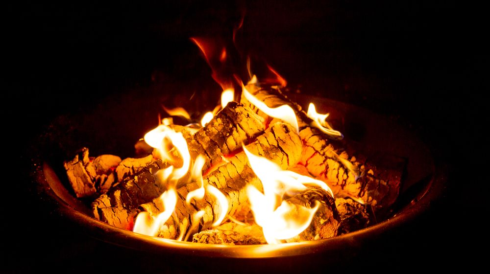 fire pit How to Build a Smokeless Fire Pit | Featured Image