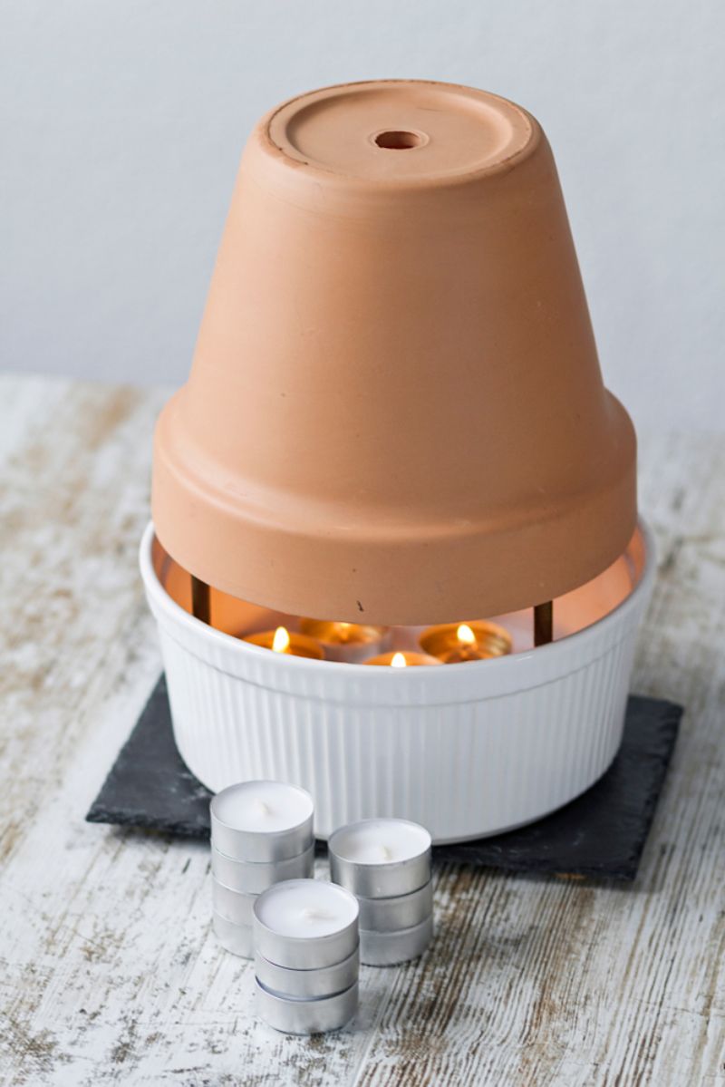 homemade-heater-flower-pot-candles Emergency Heating 