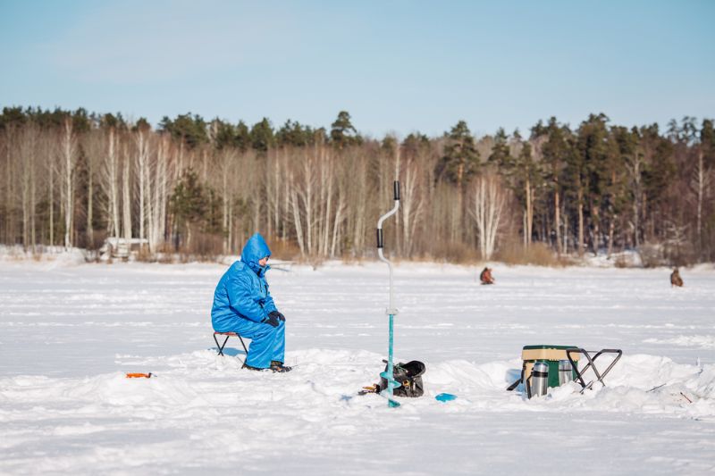winter-fishing-on-lake-ice-drill Uses for Snow