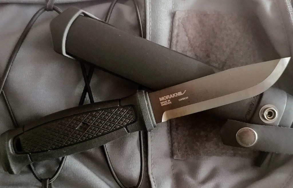 Carbon steel survival knives
