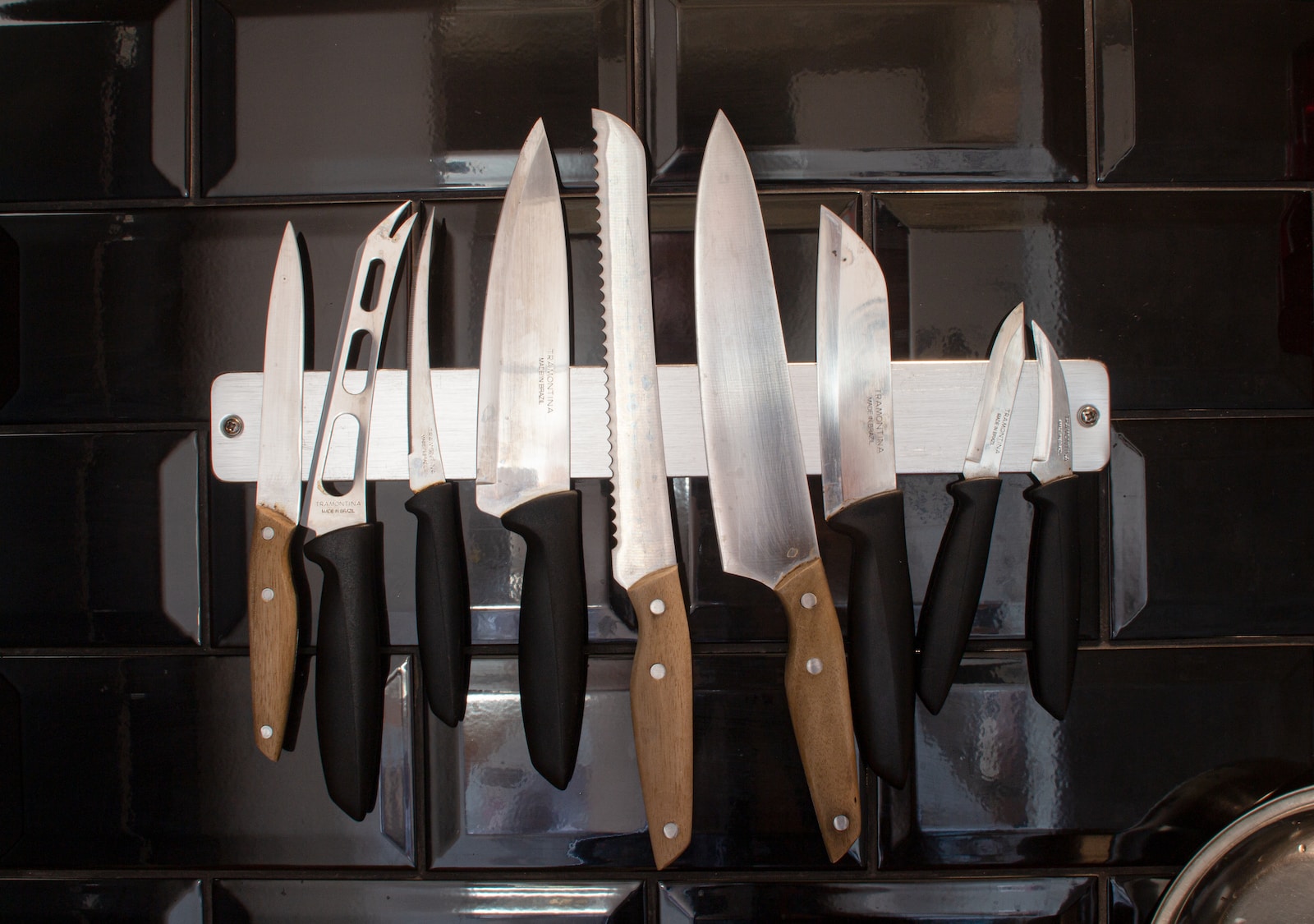 Best budget survival knives