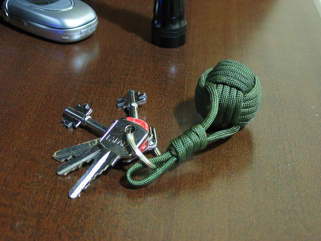Paracord Sliding Knot Keychain